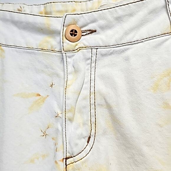 Paradise Shores Cream w/Gold Floral Print Shorts Zip & Button Closure Womens 6 - Picture 3 of 11